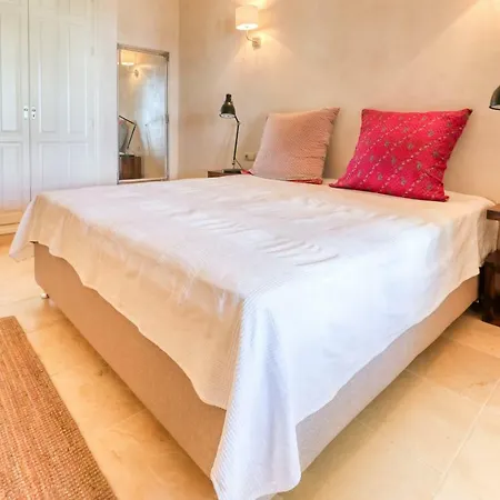 Apartment La Solana De Nagueles, Golden Mile,